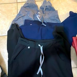 Fig joggers- small- 3 pairs